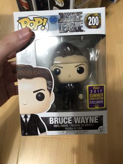 Bruce Wayne Summer Convention Exclusive