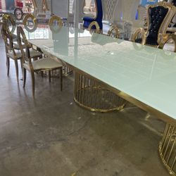 Giant Table 