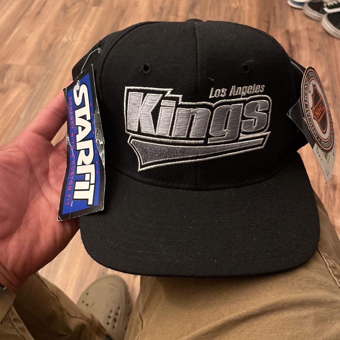 Vintage 90s Los Angeles Kings Starter Cap for Sale in Simi Valley, CA -  OfferUp