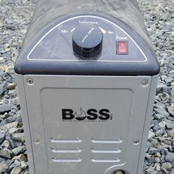 BOSS Battery/propane Operated Shower System
