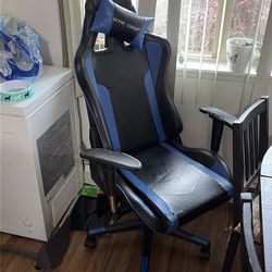 Gtr racing gaming chair little rippes around chair