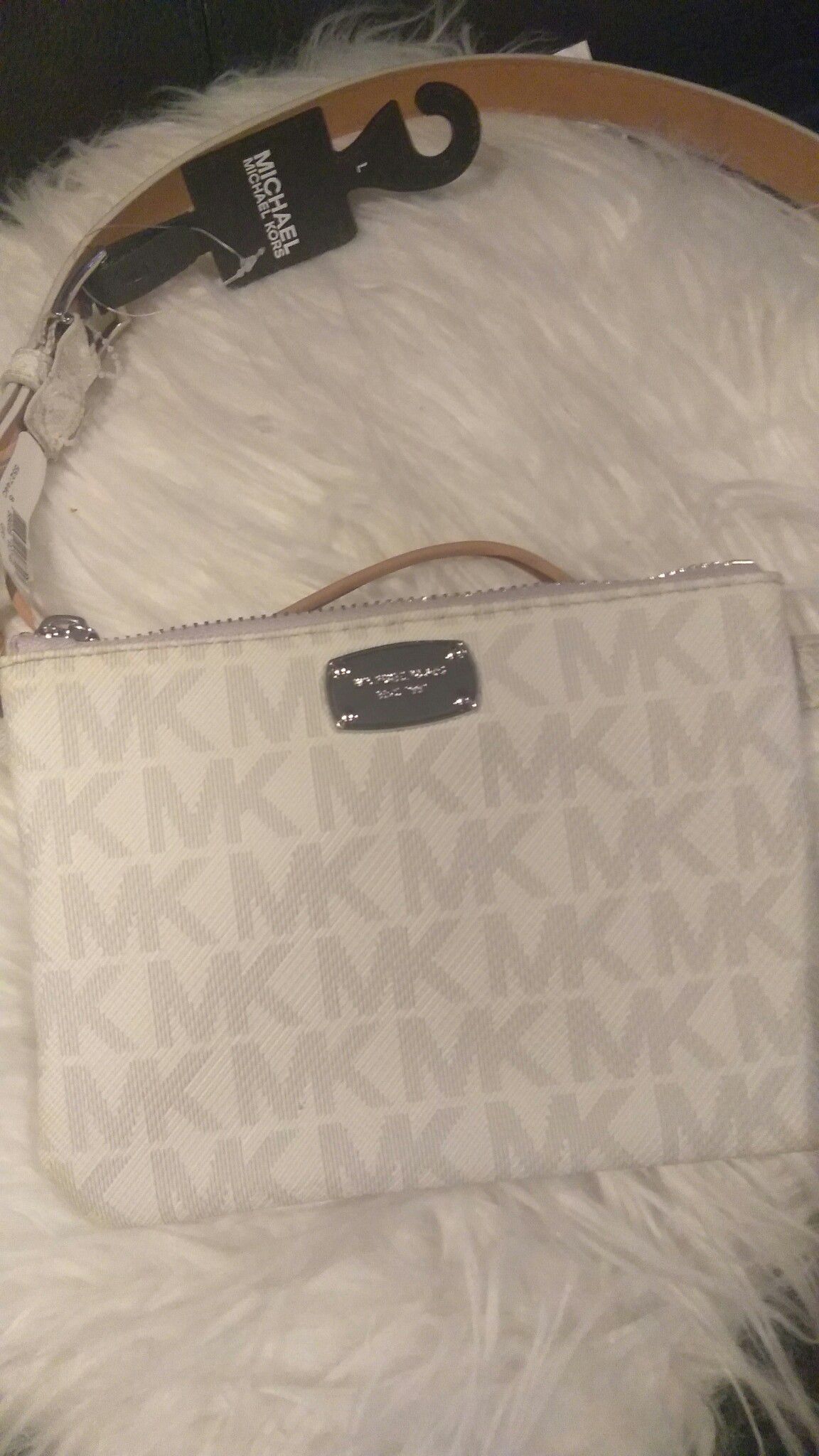 NEW MK FANNY PACK(w- LARGE SIZE