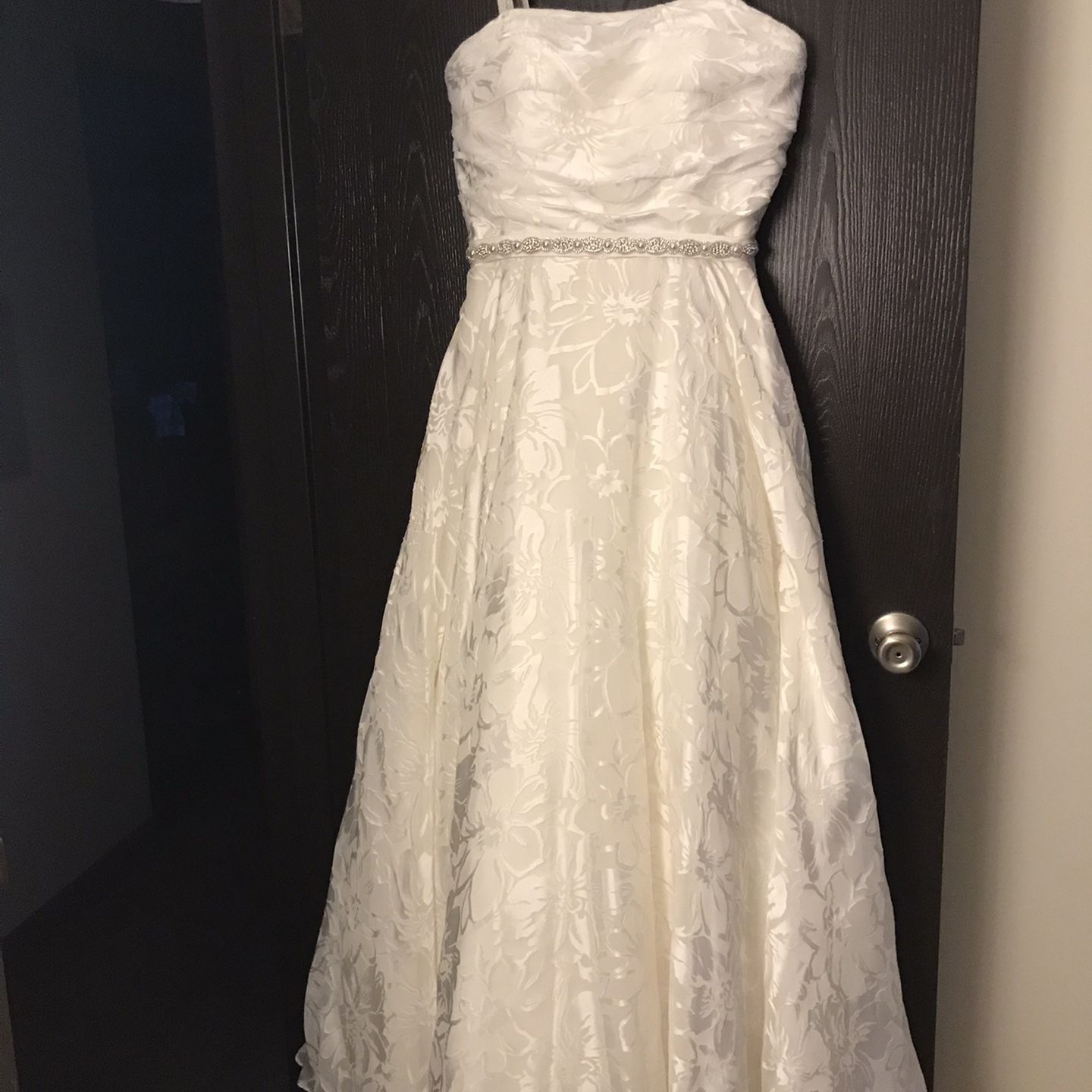 David’s Bridal Wedding Dress (W/ Pockets!!!!!)