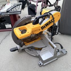 Dewalt DW716 Miter Saw