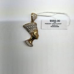 NEFERTITI PENDANT

