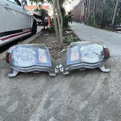  Headlights Toyota Tacoma 2005-2008