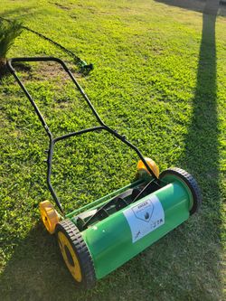 PUSH LAWNMOWER