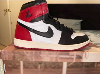 Nike Air Jordan 1 - Black Toe Reimagined SIZE 11