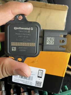 BMW Mass Airflow Sensor