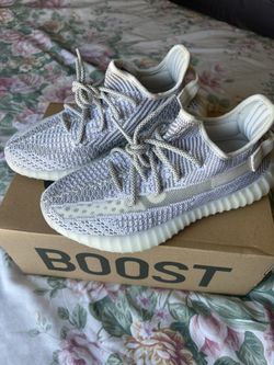 Yeezy 350 V2 Static