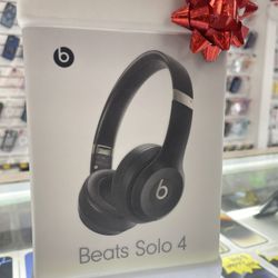 Beats Solo 4 