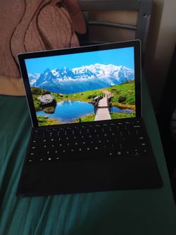 Surface 7 pro 8 GB $200