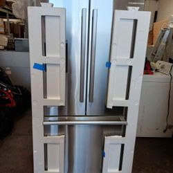 New 36” Bosch French Door Refrigerator 
