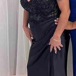 Vestido de fiesta está casi nuevo