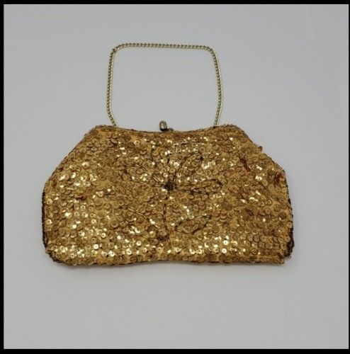 La Regale Vintage Gold-Colored Sequin & Beaded Wristlet