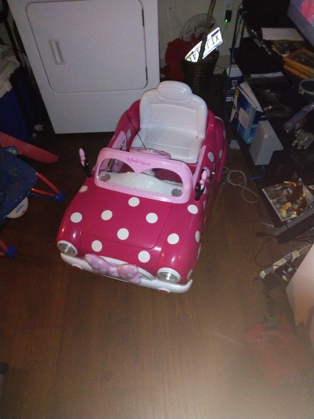 Minnie Mouse Car