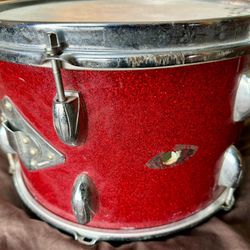 M.I.J. tom drum. Red Sparkle. 8 X 12