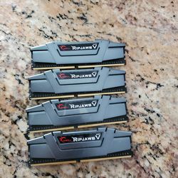 G.SKILL RIPJAW 4 X 8GB RAM DDR4