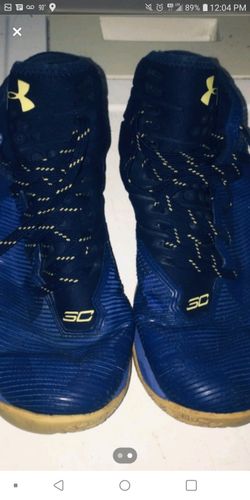 Under Armor 2.5 curry basketball shoes