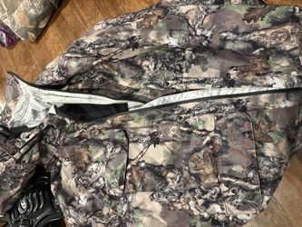 Light weight hunting rainJacket
