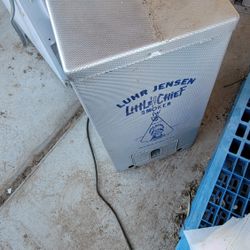 Electric Smoker Never Used 