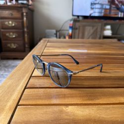 Woman’s Persol Sunglasses 