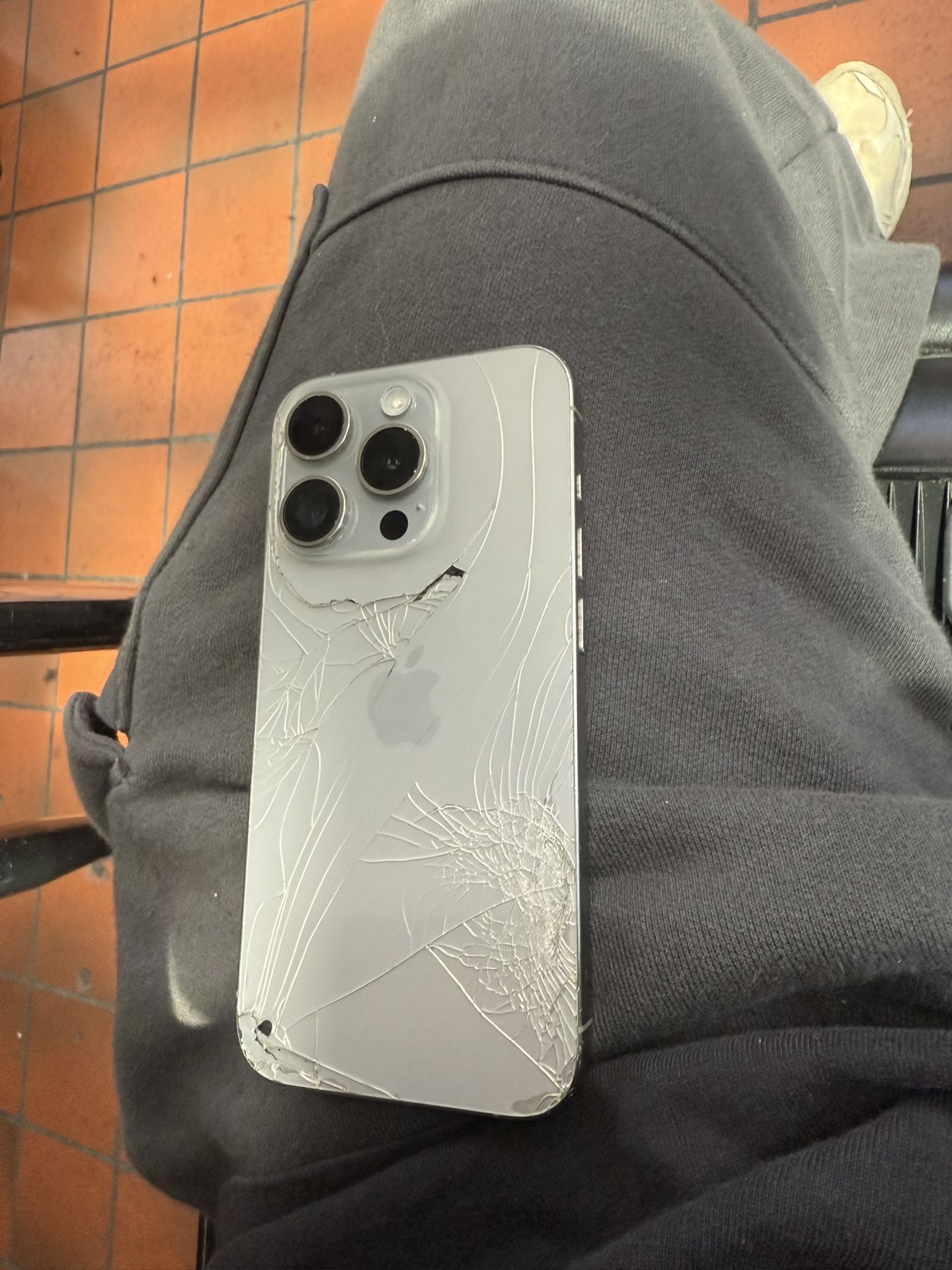 iPhone 15 Pro 