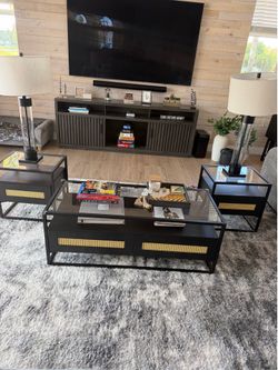 Coffee table with two end tables set