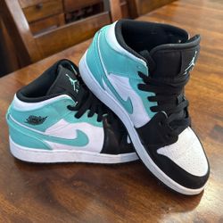 Air Jordan 1
