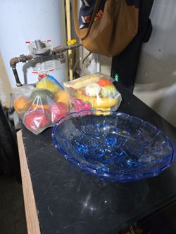 Glass centerpiece with fruit