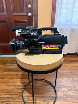 Sony HXR MC2500