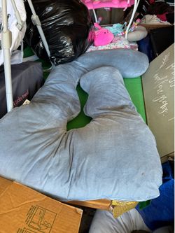 Pregnancy pillow