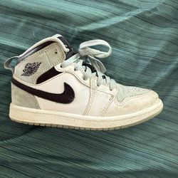 Boys Air Jordan’s