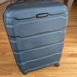Samsonite Omni Carry-On Spinner