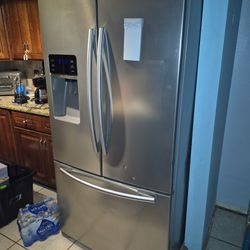 Samsung Refrigerator/Freezer