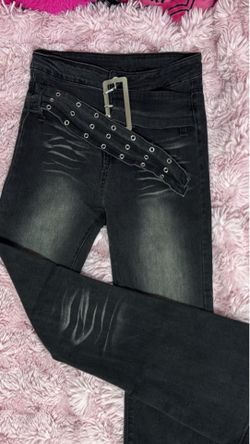 Women’s Black Flare Jeans With Belt