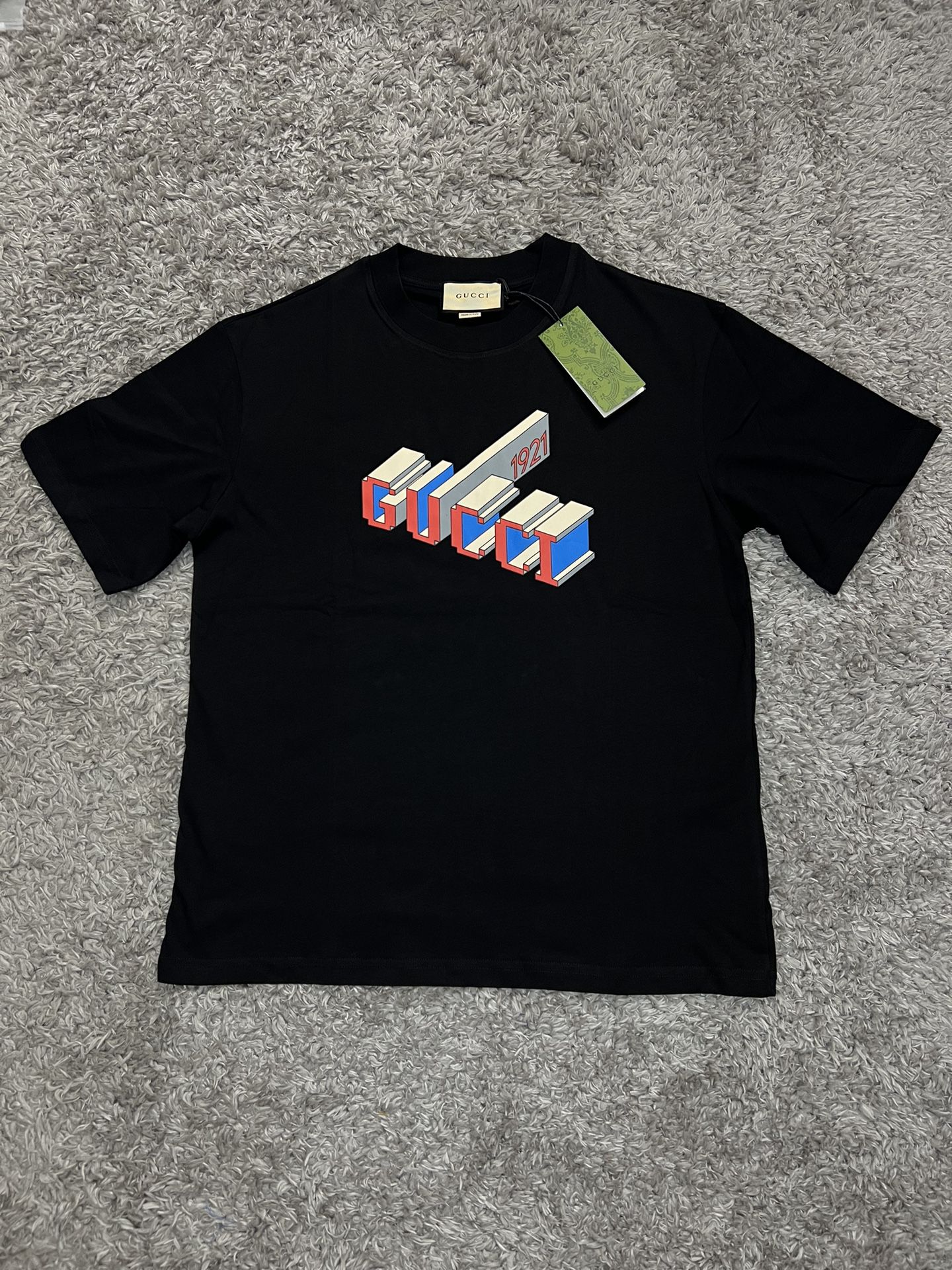 Gucci t shirt size M