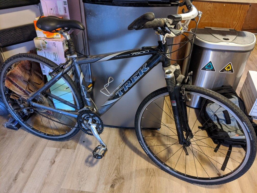 trek 7500 mountain bike