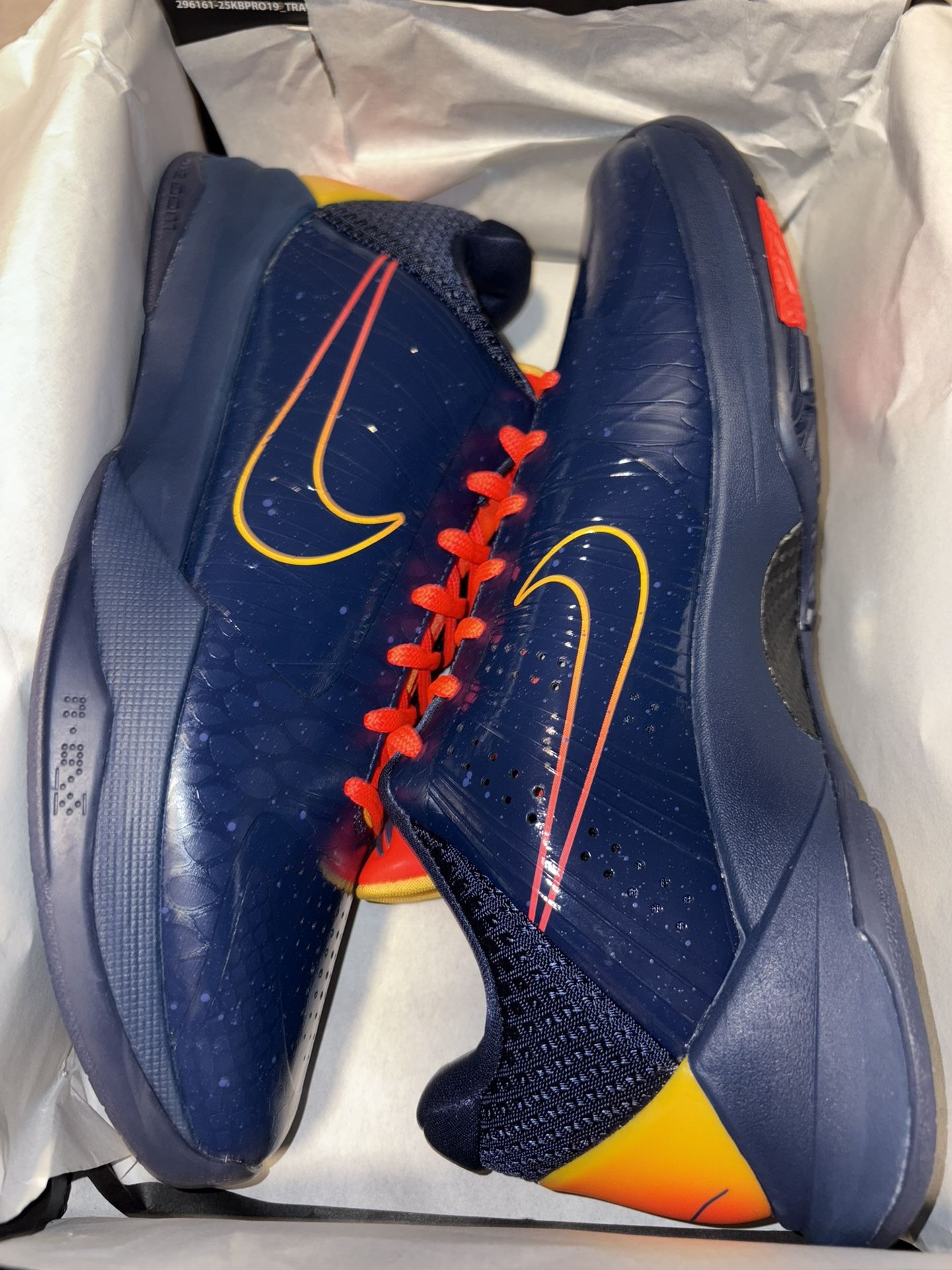 KOBE 5 PROTRO CAITLIN CLARK