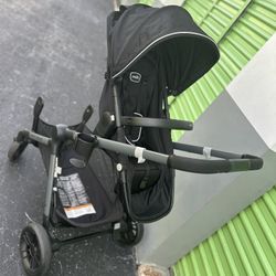 Evenflo Pivot  Xpand Stroller - Black 