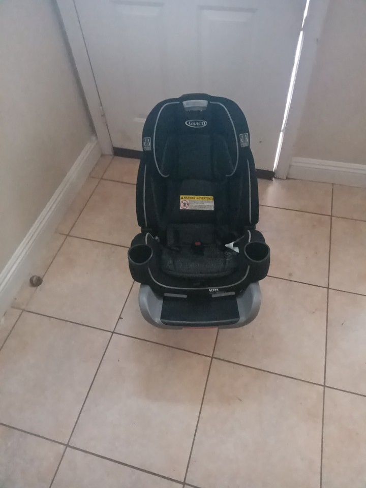 Graco Baby Car Seat