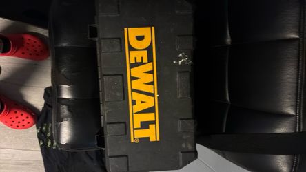 Dewault grinder