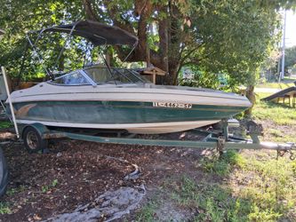 Yamaha Bowrider Boat with Trailer