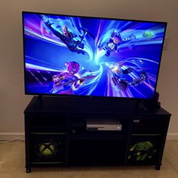 50” 4K Smart TV + TV Stand (Strip Lights Attached Behind TV)