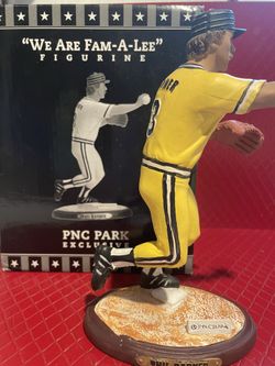 Phil Garner Statue