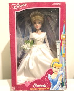 2002 Cinderella Bride Keepsake Doll