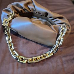 SALE OFF !!! AUTHENTIC Bottega VENETA Chain Purse 