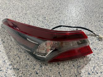 2021-2024 camry OEM Tail Light Assembly