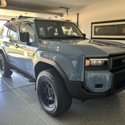 Toyota Land Cruiser - No Sales Tax 