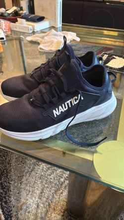 Nautica women’s running shoes